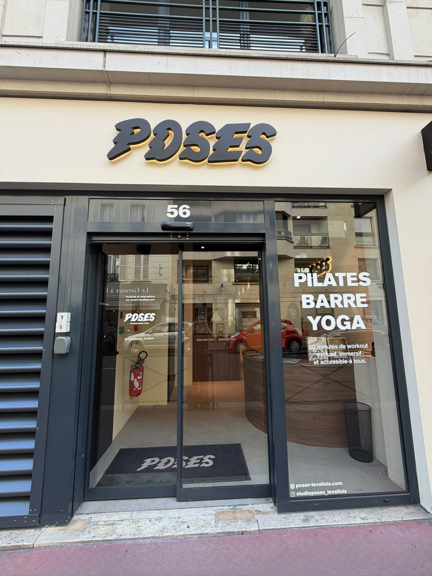 Entrée du studio POSES Levallois